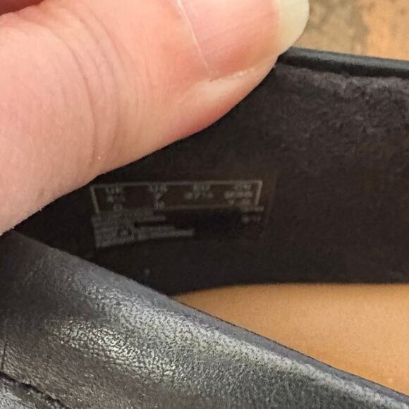 Clarks Black Leather Platform Slip On Loafers Size 7 Medium - Picture 3 of 7